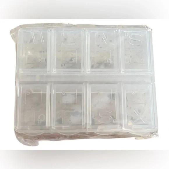 LUG CHOO CHOO MINI PILL ORGANIZER - Picture 2 of 2